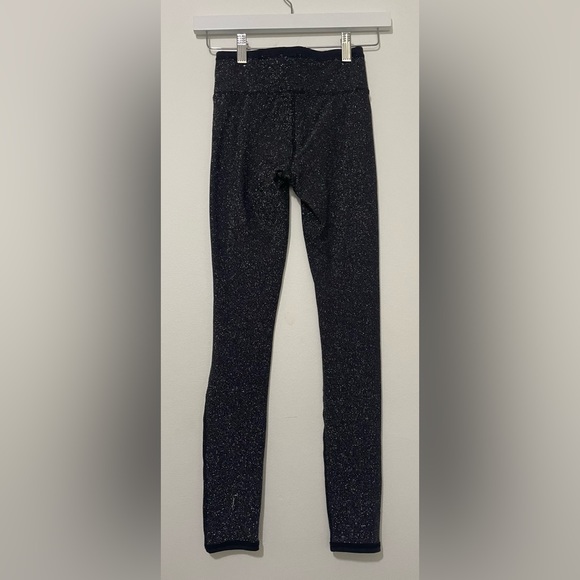 Aerie chill play move shiny black leggings - Picture 3 of 5